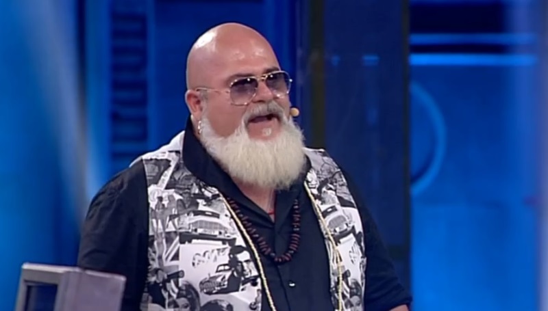 Avanti un altro: Simone Bargiacchi è l’indignato