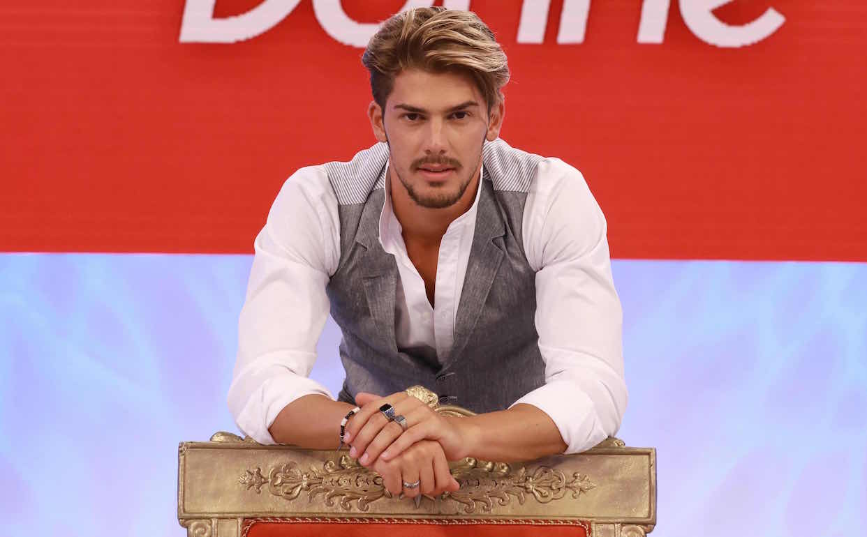 BOOM! Arriva la villa di Uomini e Donne con il tronista Paolo