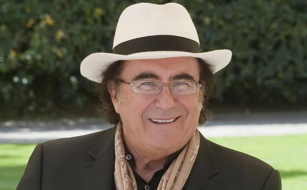 Rete4, palinsesti primavera 2018: arriva Madre Mia, il docufilm con Albano Carrisi