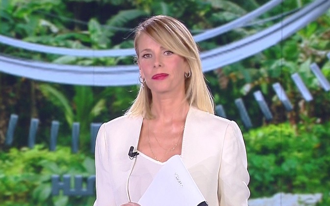Isola, Alessia Marcuzzi sbotta: «Non mi dovete insegnare come si conduce un programma»