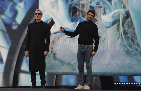 Sanremo 2018: terza serata dell’8 febbraio in diretta. Virginia Raffaele ospite a sorpresa. Favino imita Steve Jobs e presenta BaglionOne