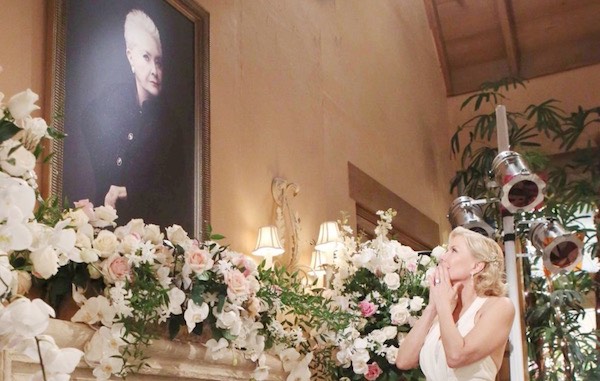 Beautiful, Ridge e Brooke si risposano ancora. E Stephanie risorge: «Ciao, mia piccola dolce sgualdrina della Valley» – Video