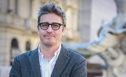 Programmi TV di stasera, martedì 27 febbraio 2018. Pif su Tv8 con Il candidato va alle elezioni e RaiMovie con La mafia uccide solo d’estate