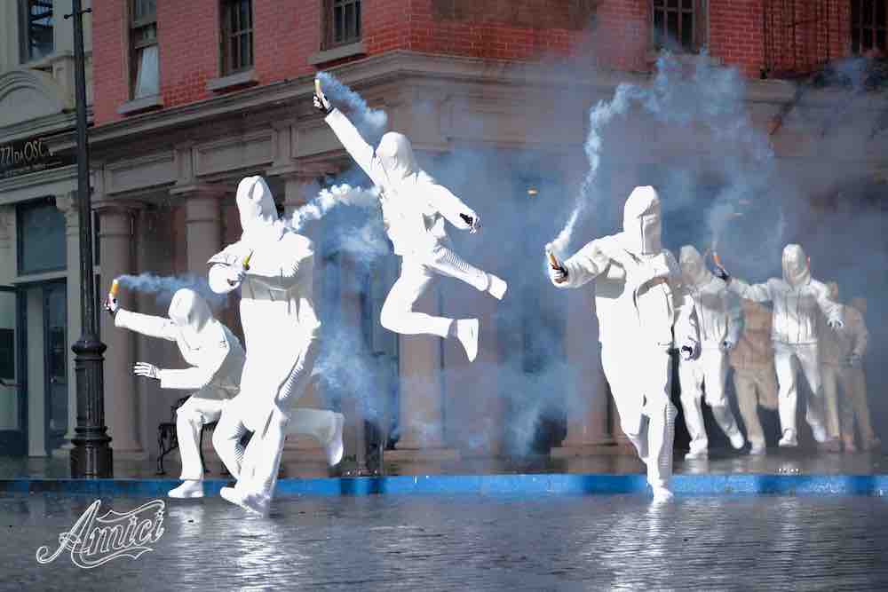 BOOM! Al Serale di Amici via anche la giuria