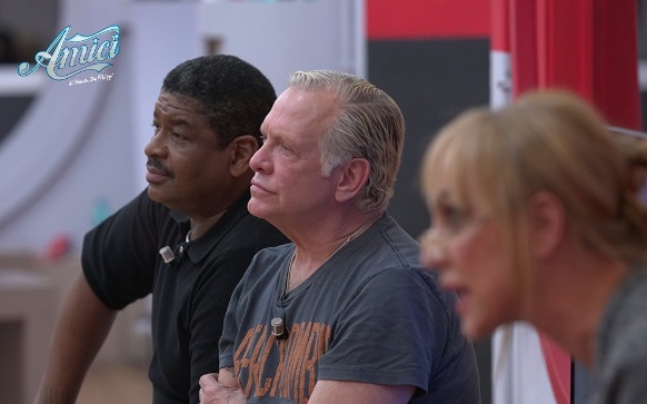 Amici 2018, daytime 28 marzo. Duro rimprovero di Alessandra, Bill e Garrison ai ballerini Daniele e Luca