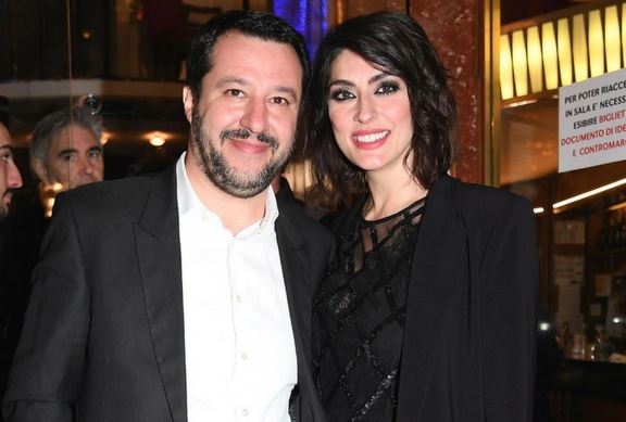 Elisa Isoardi «all’ombra» di Matteo Salvini: l’insostenibile ipocrisia di chi scomoda il femminismo