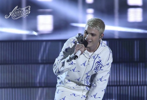 Amici 2018, daytime 26 aprile. Amoroso, Bocci e Ventura a favore dell’autotune di Biondo. Matteo critica Il Volo