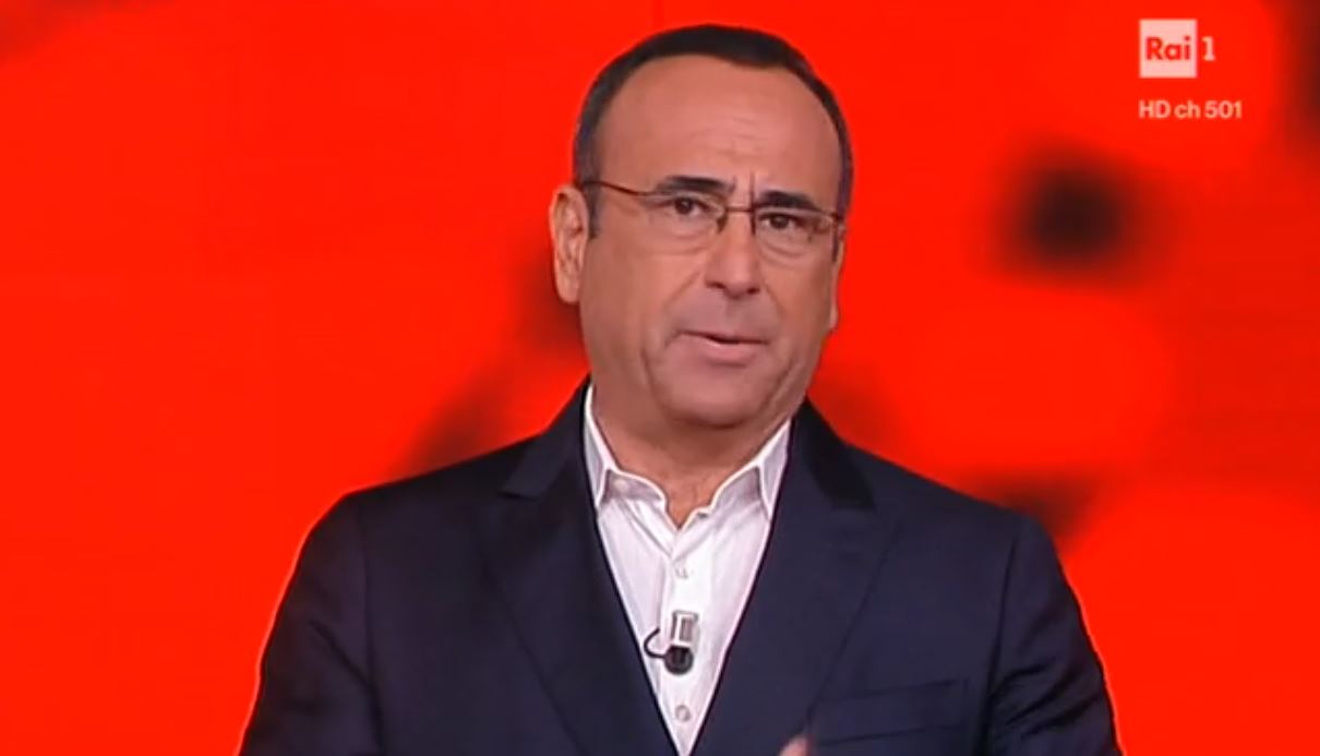 L’Eredità, Carlo Conti commosso sostituisce Fabrizio Frizzi: «Ritorno forzato, non vorrei essere in questo studio» – Video
