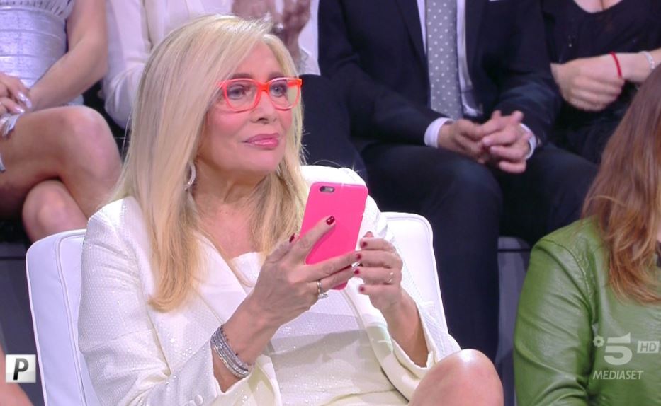 Isola dei Famosi, lo sfogo finale di Mara Venier: «Se la pijano ‘nder culo tutti!»