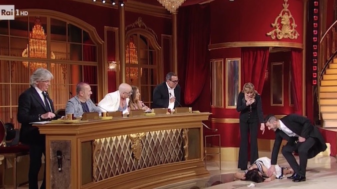 Ballando con le stelle 2018: il pubblico fa danni. Nathalie Guetta è una ‘chiavica’ ed è bullizzata ma va in semifinale