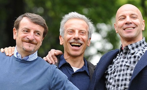 Programmi TV di stasera, mercoledì 2 maggio 2018. Su Rai2  «Aldo Giovanni e Giacomo – Live on stage»