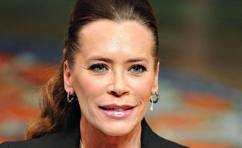 Programmi TV di stasera, martedì 8 maggio 2018. Su Rete4 al via Il Terzo Indizio