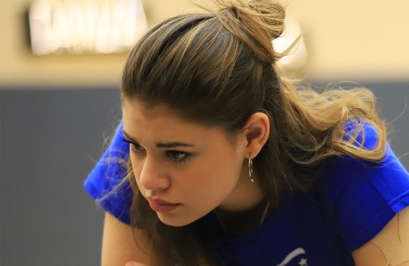 Amici 2018, daytime 30 maggio. Emma si lamenta con Irama di Carmen, lei la silura: «Cara mia, se hai il coraggio di dire quello che non ti piace di me, dillo!»