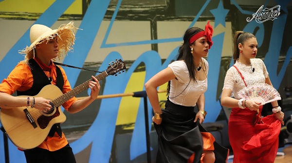 Amici 2018, daytime 22 maggio. Lauren rivive la sua avventura: «All’inizio ho parlato con due-tre persone in due mesi»