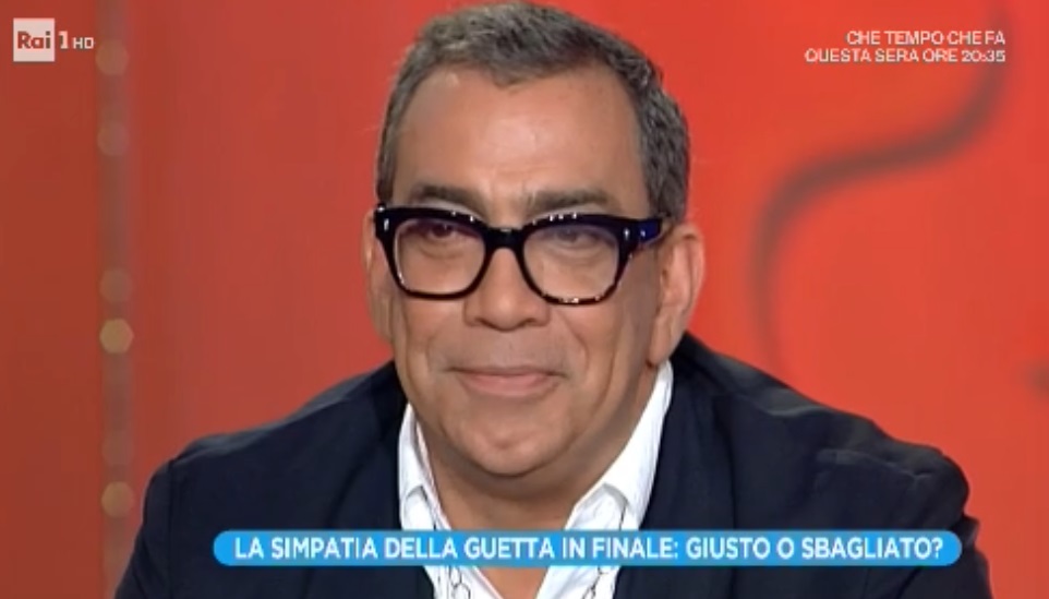 Domenica In, Guillermo Mariotto su Sandro Mayer: «è demenza senile»