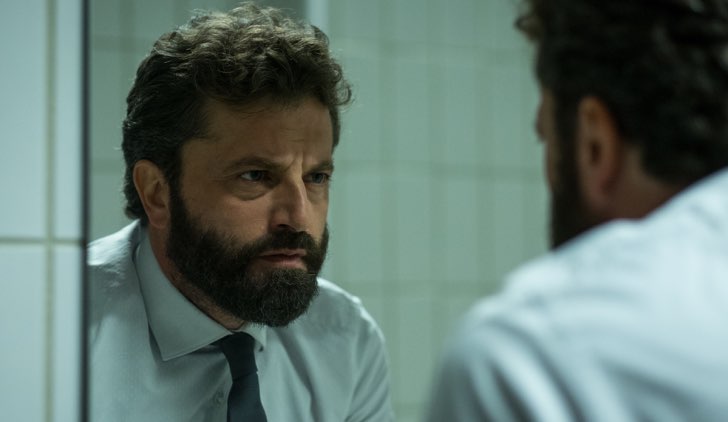 Il Miracolo: una Madonna che piange sangue, tra premier in crisi e preti peccatori. Da stasera su Sky Atlantic