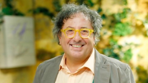 Un Posto al Sole: anticipazioni 21 – 25 maggio 2018. Nel cast il cabarettista Lucio Caizzi