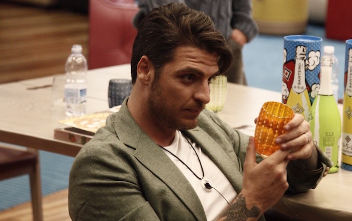 Pagelle TV della Settimana (30/04-6/05/2018). Promossi Un Posto al Sole e la Pezzopane. Bocciati Belen e Favoloso