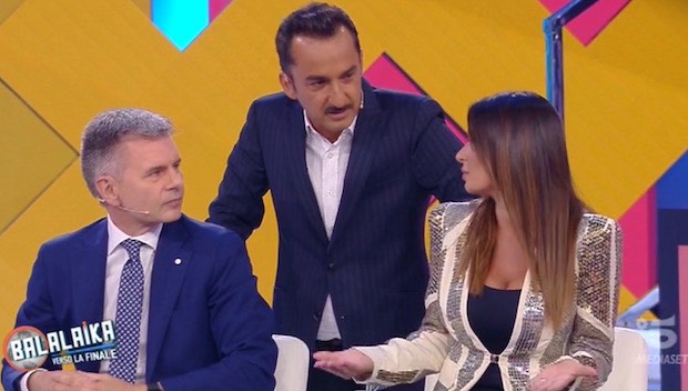 Ascolti TV | Sabato 30 giugno 2018. Uruguay-Portogallo tocca il 42.9%, Balalaika 17%. Un’Estate in Provenza 13.2%. Nel pomeriggio Francia-Argentina 47.4%