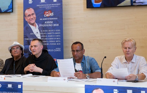 Con il Cuore – Nel nome di Francesco: in diretta da Assisi l’evento condotto da Carlo Conti. Tra gli ospiti Al Bano, Ron, Meta e Moro, Orietta Berti