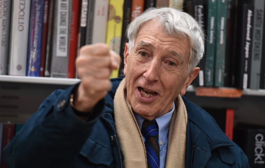 Corrado Augias, super stipendio: l’intellettuale di Rai 3 guadagna più del Direttore Generale