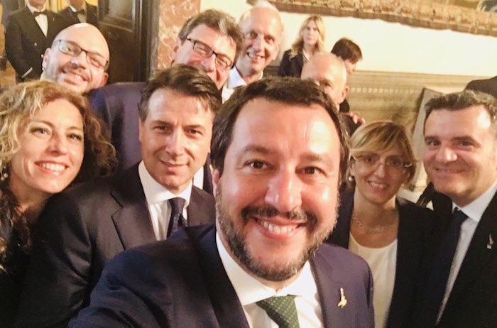 Ascolti TV | Venerdì 1 giugno 2018. La Nazionale al 27%, Propaganda Live 6.8%. 1,9 mln per l’addio della Clerici (17.5%). 14.6% per il giuramento del nuovo Governo su Rai1, 8.9% su La7, 3.7% su Rete4