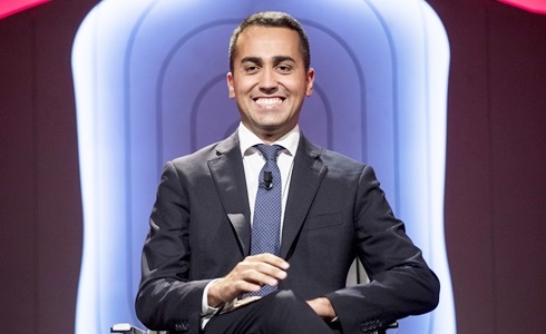 Programmi TV di stasera, lunedì 16 luglio 2018. Luigi Di Maio ospite di Mentana a Bersaglio Mobile