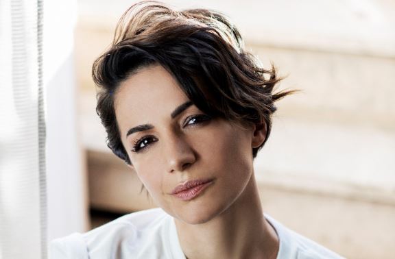 Tv2000, Vado al Massimo: Andrea Delogu conduce lo spettacolo per i giovani in pellegrinaggio dal Papa. Sul palco anche Saverio Raimondo