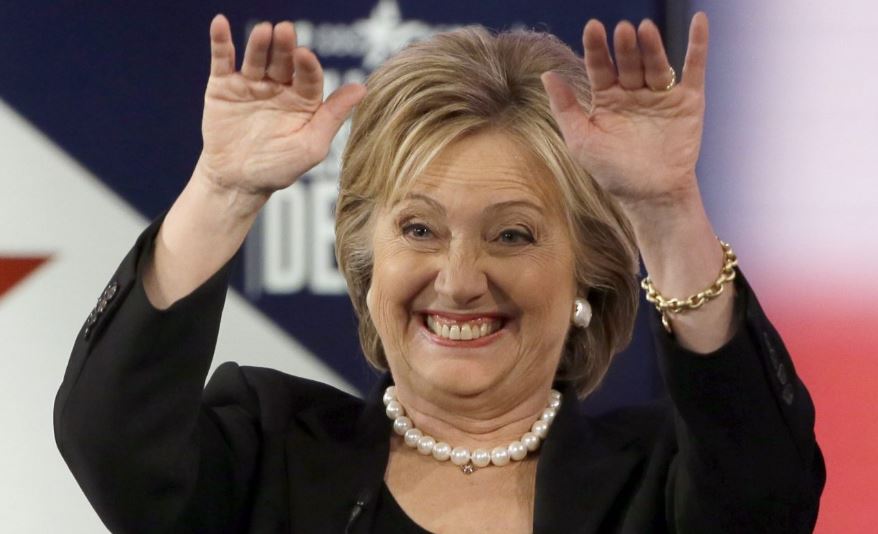 Hillary Clinton diventa produttrice tv: progetto con Steven Spielberg sul voto alle donne