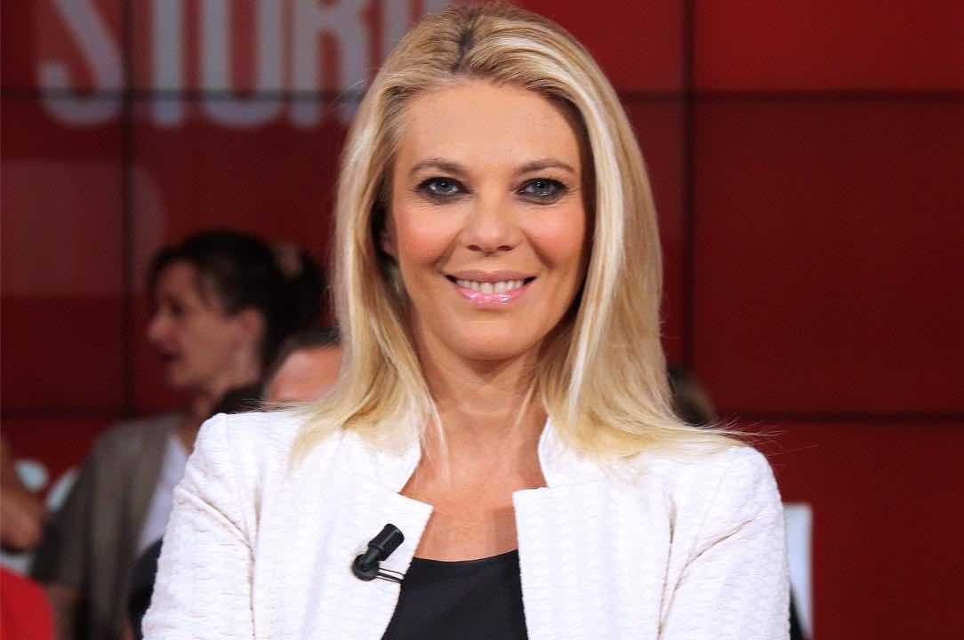 Eleonora Daniele - Storiie Italiane Eleonora Daniele - Storiie Italiane