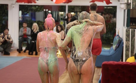 Grande Fratello Vip 2018: si punta sul gruppo, al momento non pervenuto