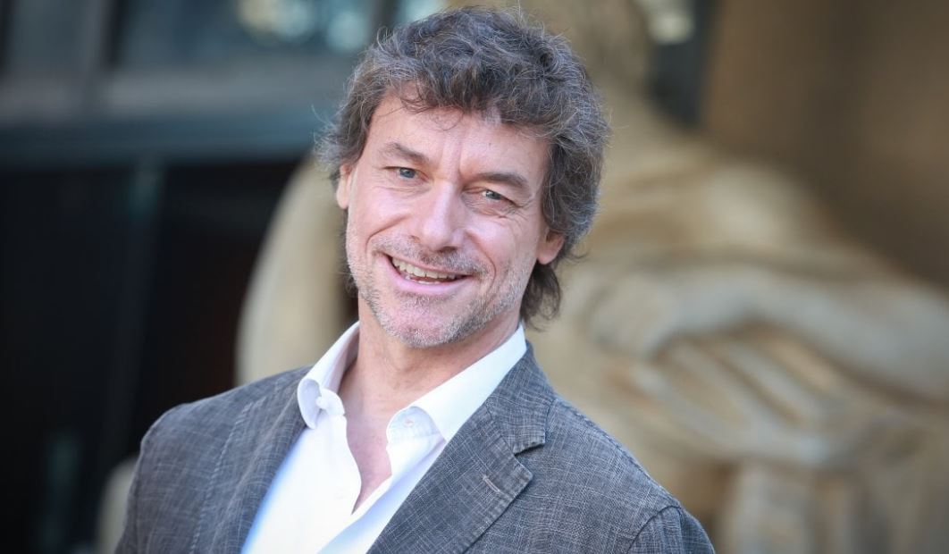 Ulisse: Alberto Angela perde «il piacere della scoperta». La cultura, come l’intrattenimento, si ripete