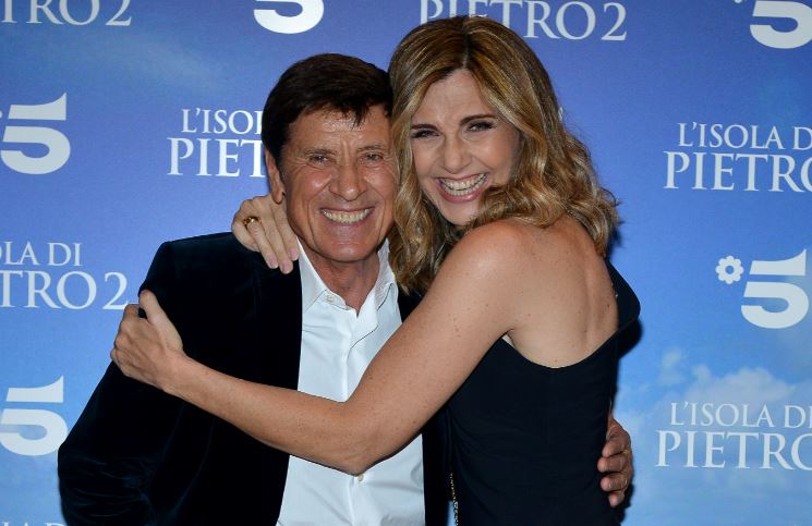 L’Isola di Pietro 2, Gianni Morandi: «Ho un po’ d’ansia per i risultati. La terza stagione? Sarà il pubblico a decidere»