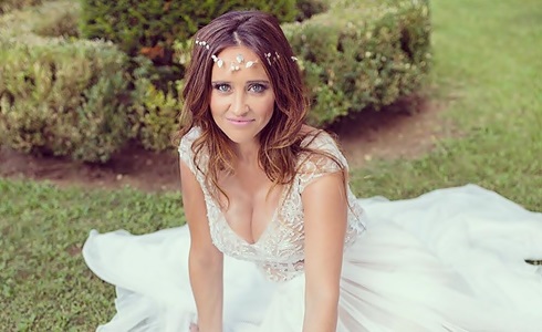 Un Posto al Sole: anticipazioni 8 – 12 ottobre 2018. Ilenia Lazzarin presto sposa e mamma