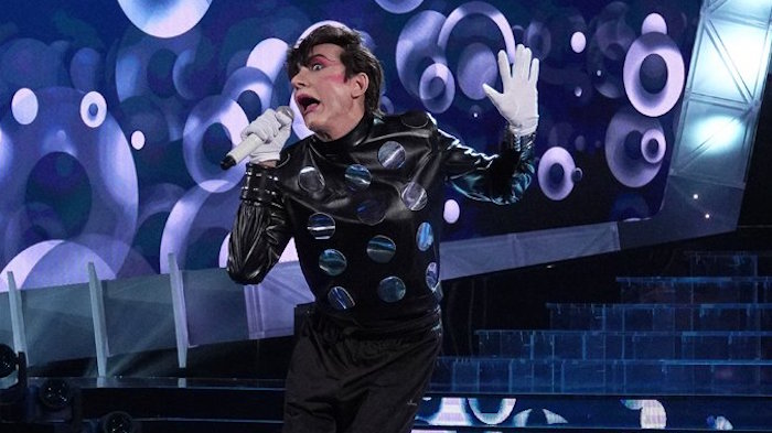 Tale e Quale Show 2018: Vladimir Luxuria versione Ivan Cattaneo vince la sesta puntata. Tavassi seconda – Classifica e video