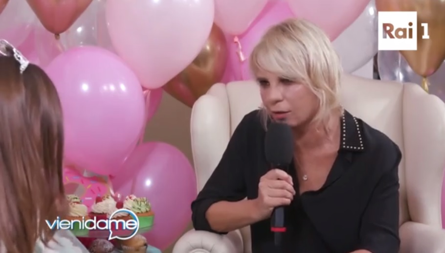 Maria De Filippi ospite della Balivo a Vieni da Me – Video