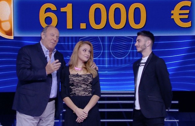 Caduta Libera: il campione Nicolò si fidanza con la sfidante (che lascia il gioco per amore)