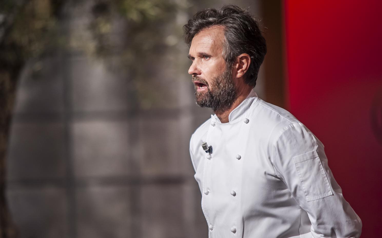 Hell’s Kitchen 5: Carlo Cracco ancora una volta megagiudice infernale