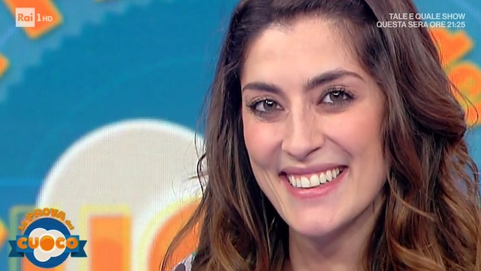 La Prova del Cuoco, Elisa Isoardi: «Rimanete nella nostra cucina, quella originale». Frecciata per Anna Moroni?