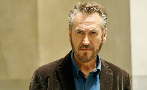 Programmi TV di stasera, mercoledì 7 novembre 2018. Su Rai2 ultimo appuntamento con Rocco Schiavone
