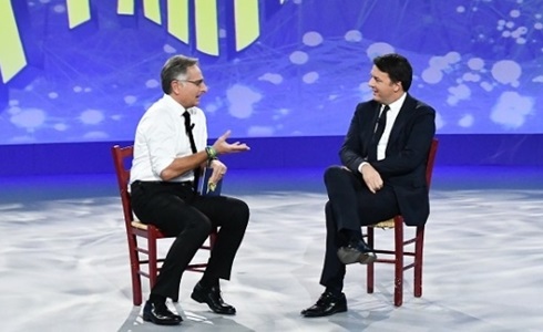 Programmi TV di stasera, venerdì 30 novembre 2018. Matteo Renzi tra le vittime dell’ultima puntata di «Scherzi a Parte»