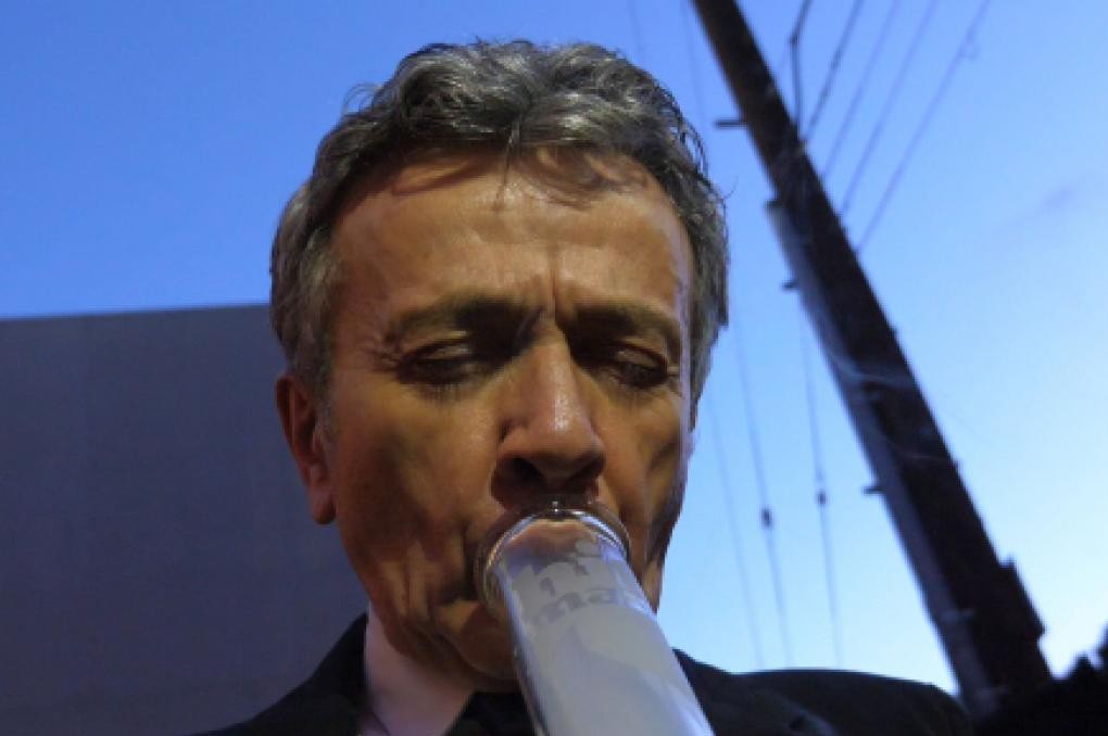 BOOM! Pupi e Fornelli: Pupo accende il preserale di Tv8 con il primo show in cui si cucina male