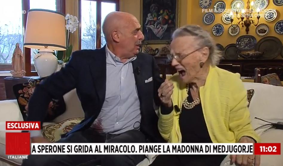 Storie Italiane: si parla di Madonnine che piangono e il gatto di Paolo Brosio perde sangue