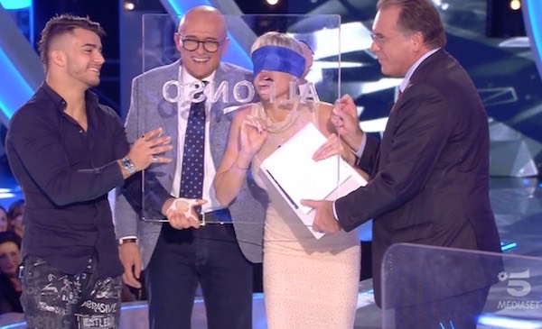 Ascolti TV | Lunedì 26 novembre 2018. Nero a Metà 23.5%, GF Vip 20.8%. Flop C’è Posto per 30 (0.9%). Boom Focus con la Missione Insight (4.2%)