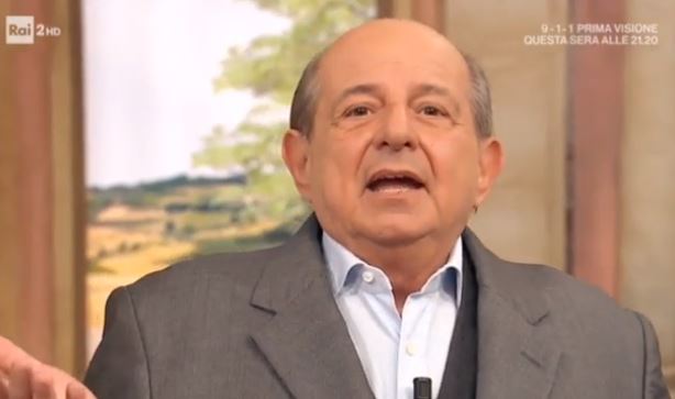 I Fatti Vostri, scintille in diretta tra Magalli e Guardì. In studio cala l’imbarazzo