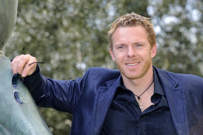 Isola dei Famosi 2019: Brosio e Capparoni partono favoriti per gli scommettitori