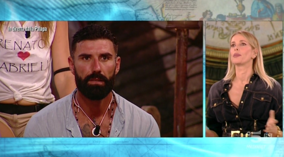 Isola dei Famosi 2019, Alessia Marcuzzi sbotta contro John (che ha offeso la D’Urso): «Se fosse per me, tu dovresti essere eliminato»