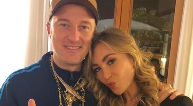 Scontro tra la moglie di Facchinetti e Laura Cremaschi: è uno scherzo de Le Iene (Video)