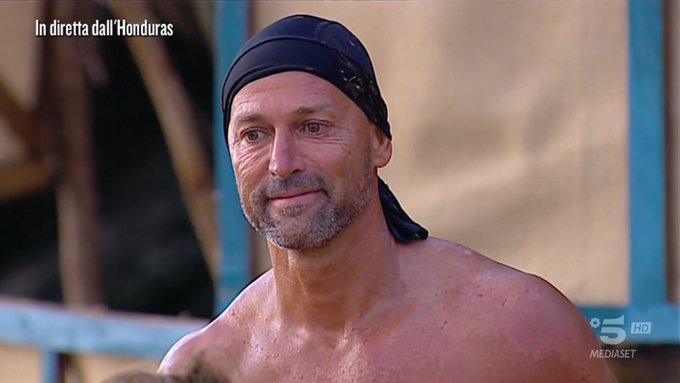 Isola dei Famosi 2019: Stefano Bettarini | Eliminato in semifinale (25 marzo)
