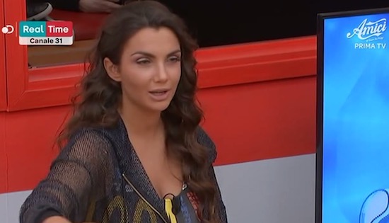 Amici 2019, Elettra Lamborghini tiene una masterclass: «Essere se stessi è la carta vincente»